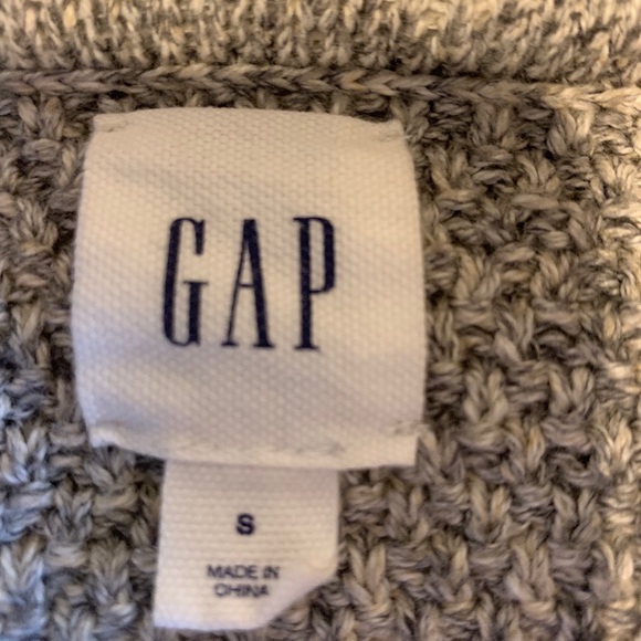 Cable knitted Gap Cardigan - Picture 3 of 4